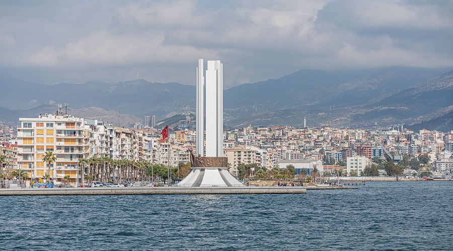 İzmir (Karşıyaka) Adliyesi ve Mahkemeleri